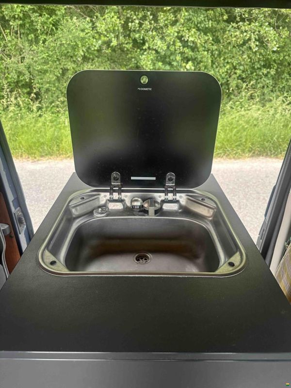 VW T6 Custom-Bus
