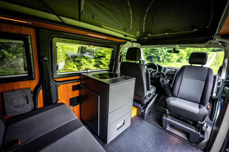 VW T6 Custom-Bus