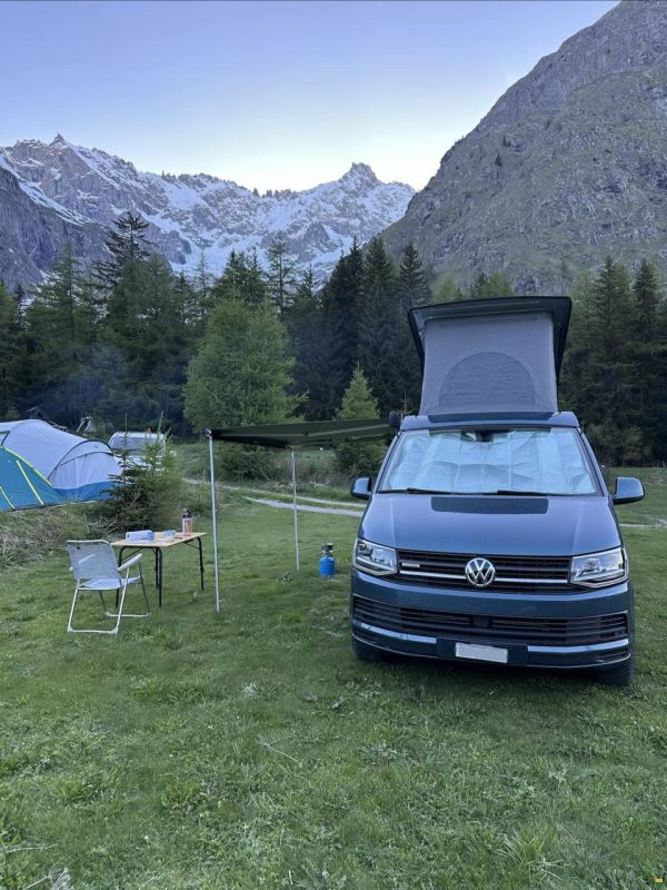 VW T6 Custom-Bus
