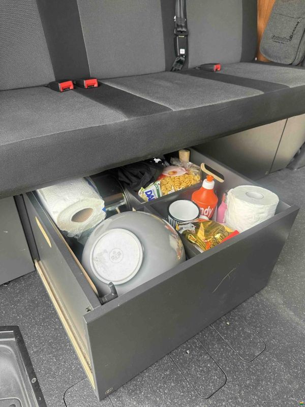 VW T6 Custom-Bus