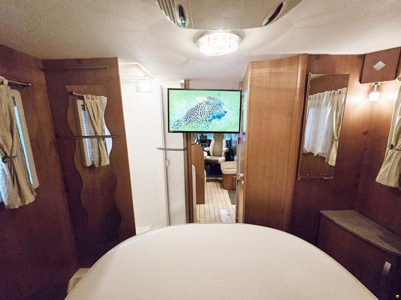 Pilote P 734 XLC RÉFÉRENCE 2.3 MJ