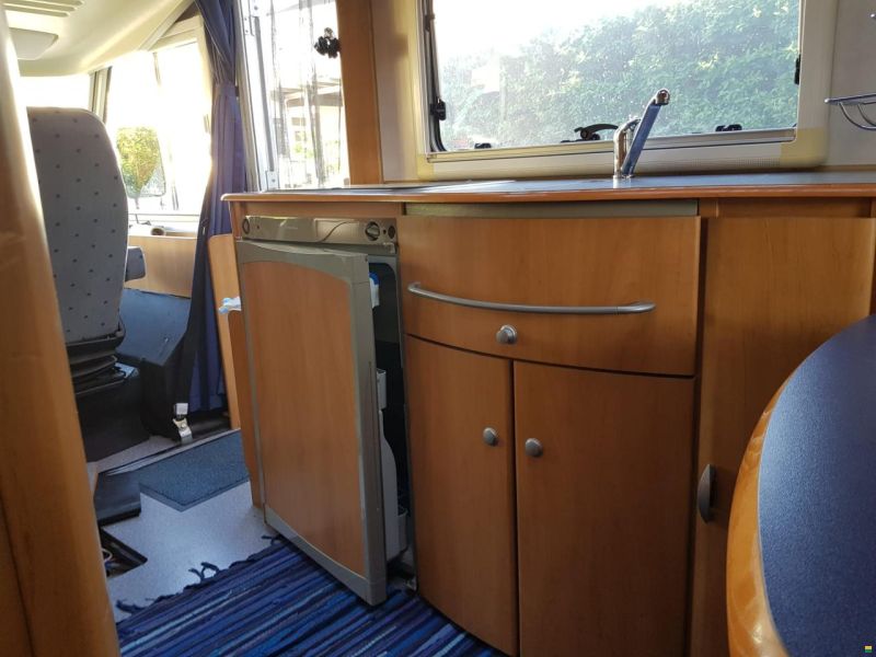 Hymer B534