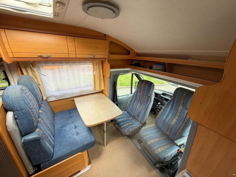 Ford 2.4TDCI 140PS LMC 708TI **LÄNGSBETT**