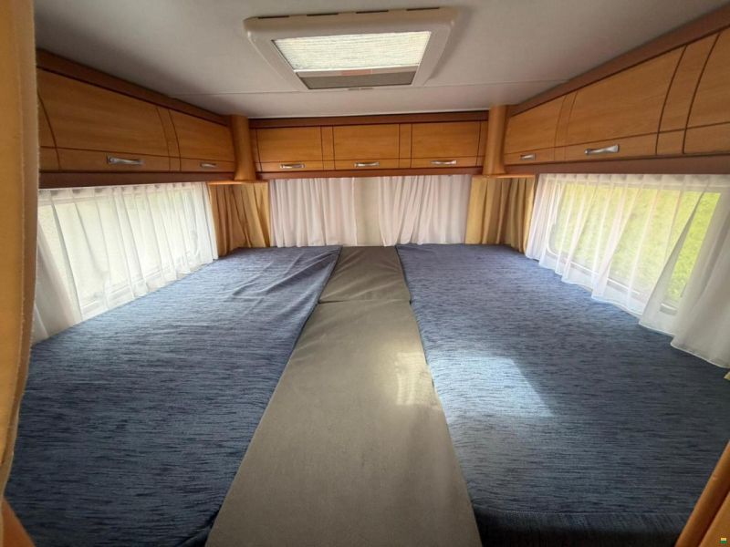 Ford 2.4TDCI 140PS LMC 708TI **LÄNGSBETT**