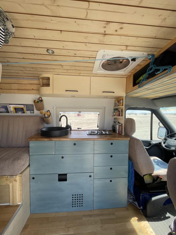 Mercedes Benz Sprinter
