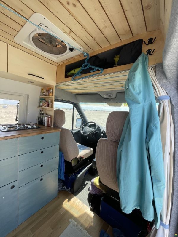 Mercedes Benz Sprinter