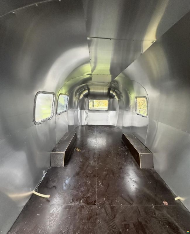 Airstream Overlander