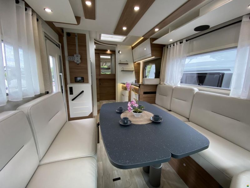 Pilote P696, Fiat Ducato 2.2MJ 160PS Automat