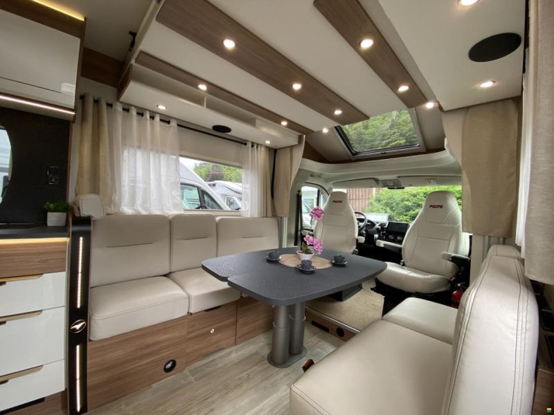 Pilote P696, Fiat Ducato 2.2MJ 160PS Automat