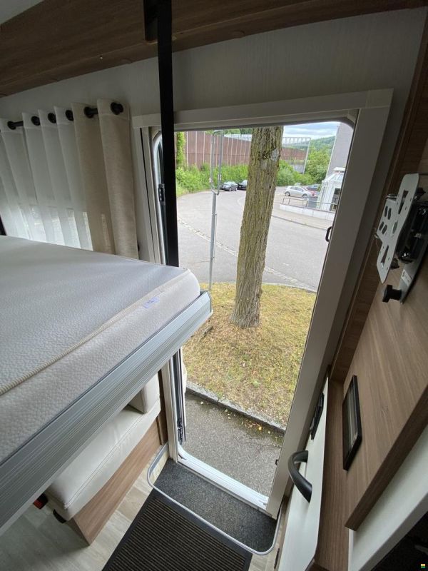 Pilote P696, Fiat Ducato 2.2MJ 160PS Automat