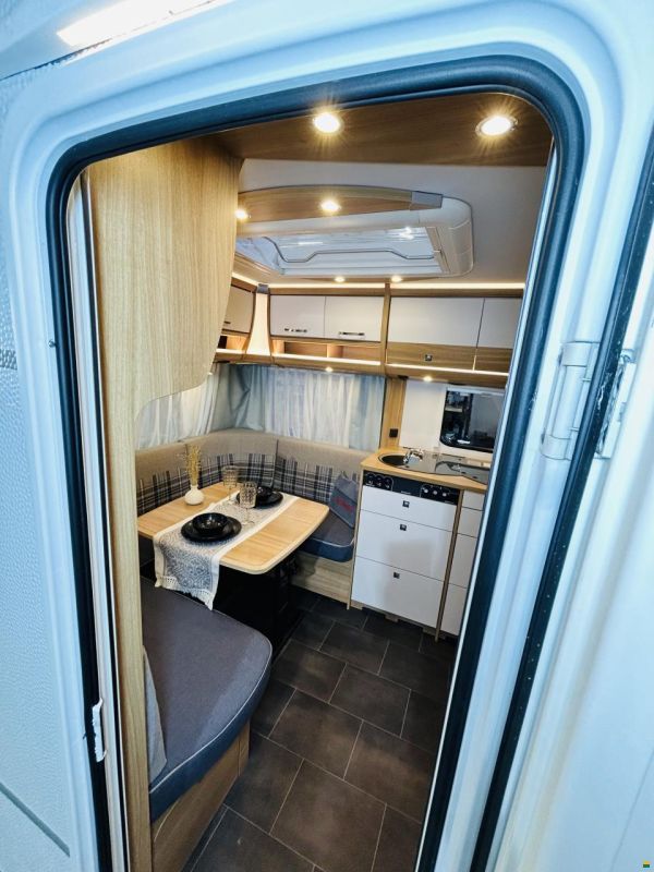 Dethleffs Camper 470 FR