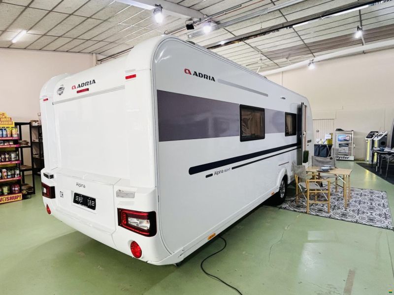 Adria E Alpina 663 HT