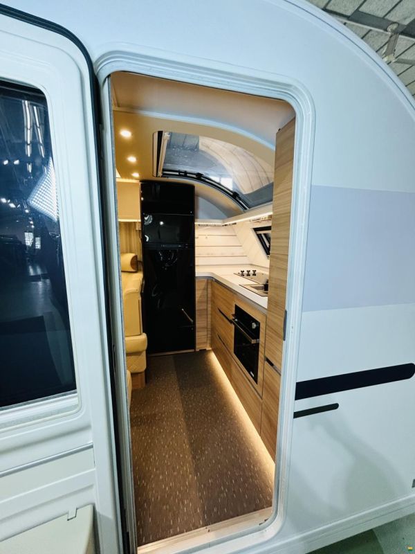 Adria E Alpina 663 HT