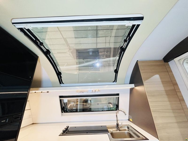 Adria E Alpina 663 HT