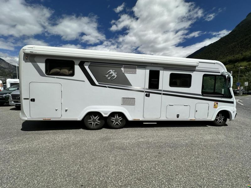 Knaus Sun i 900 LEG