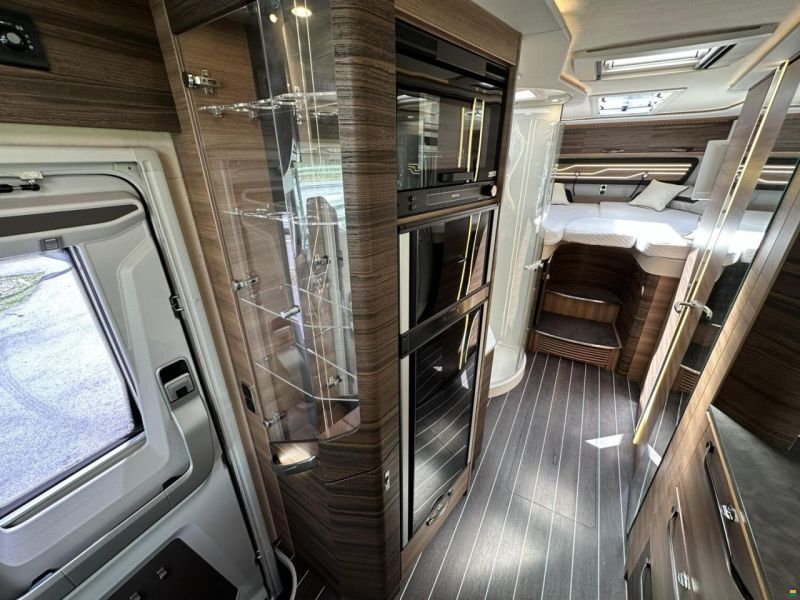 Knaus Sun i 900 LEG