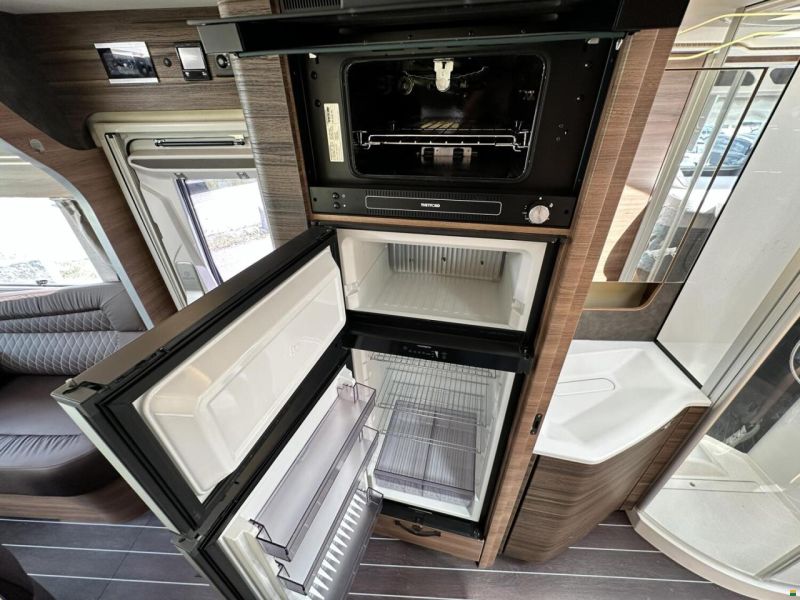 Knaus Sun i 900 LEG