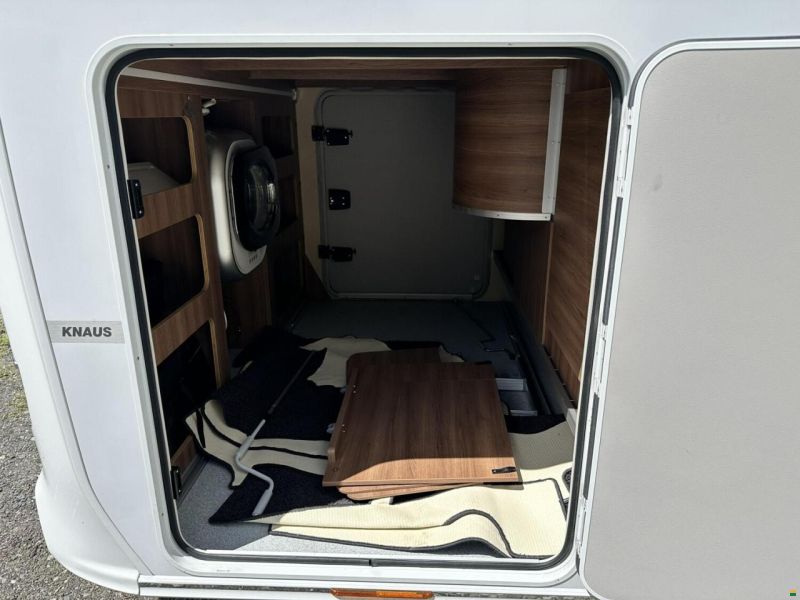 Knaus Sun i 900 LEG