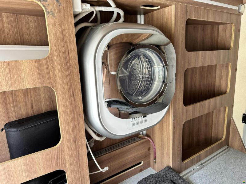 Knaus Sun i 900 LEG