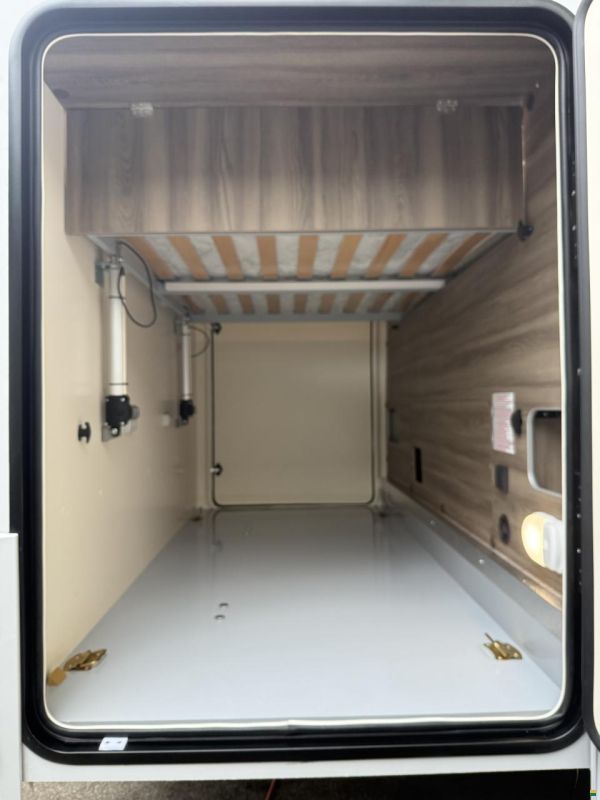 Roller Team Kronos 265TL, Ford Transit 165PS Automat