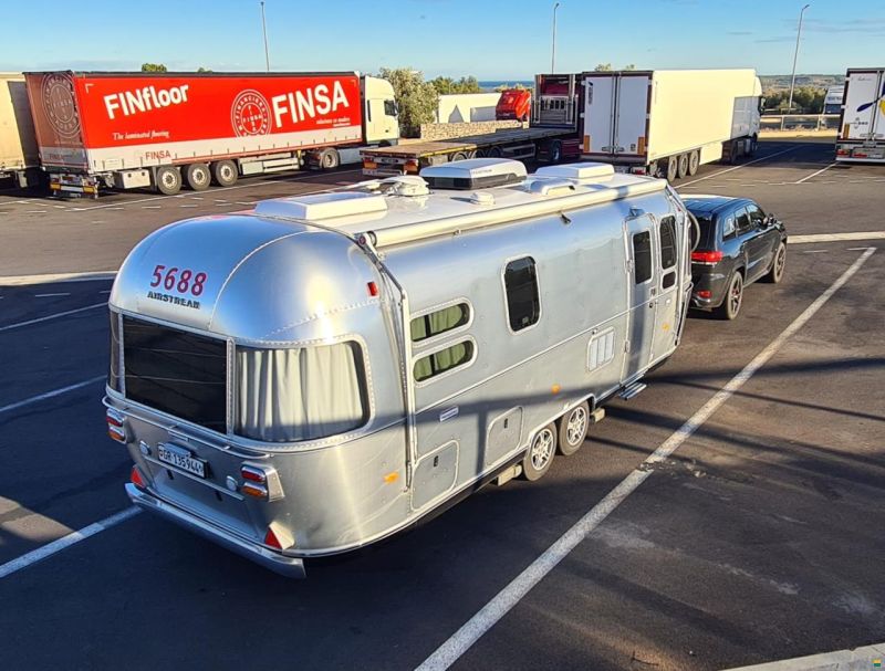 Airstream 684