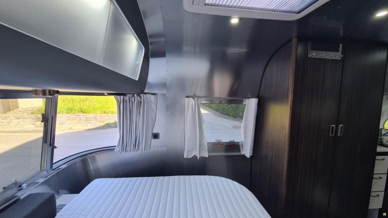 Airstream 684
