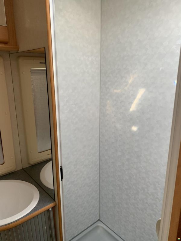 Adria Coral SP660