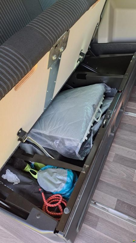 Ford Nugget Westfalia