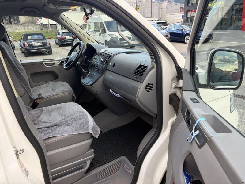 Volkswagen T5 California