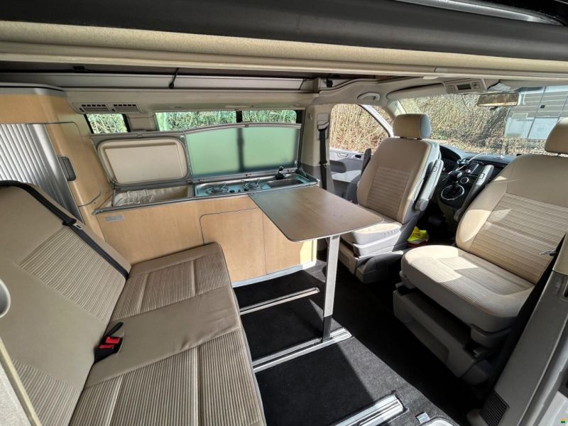 VW T5 California Camper 2.5 TDI