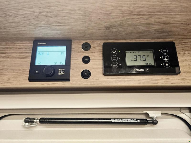Knaus SKY TI 650 MEG PLATINUM SELECTION AUTOM.