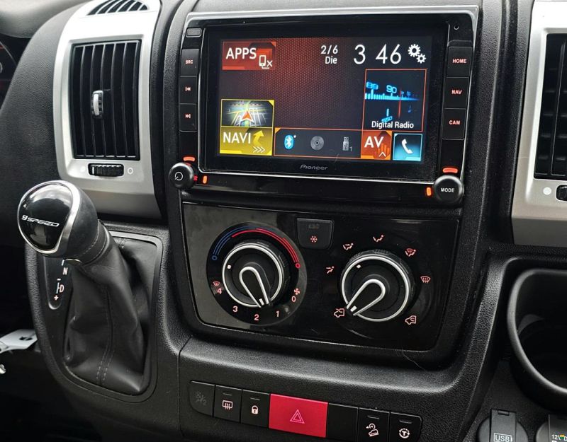 Knaus SKY TI 650 MEG PLATINUM SELECTION AUTOM.