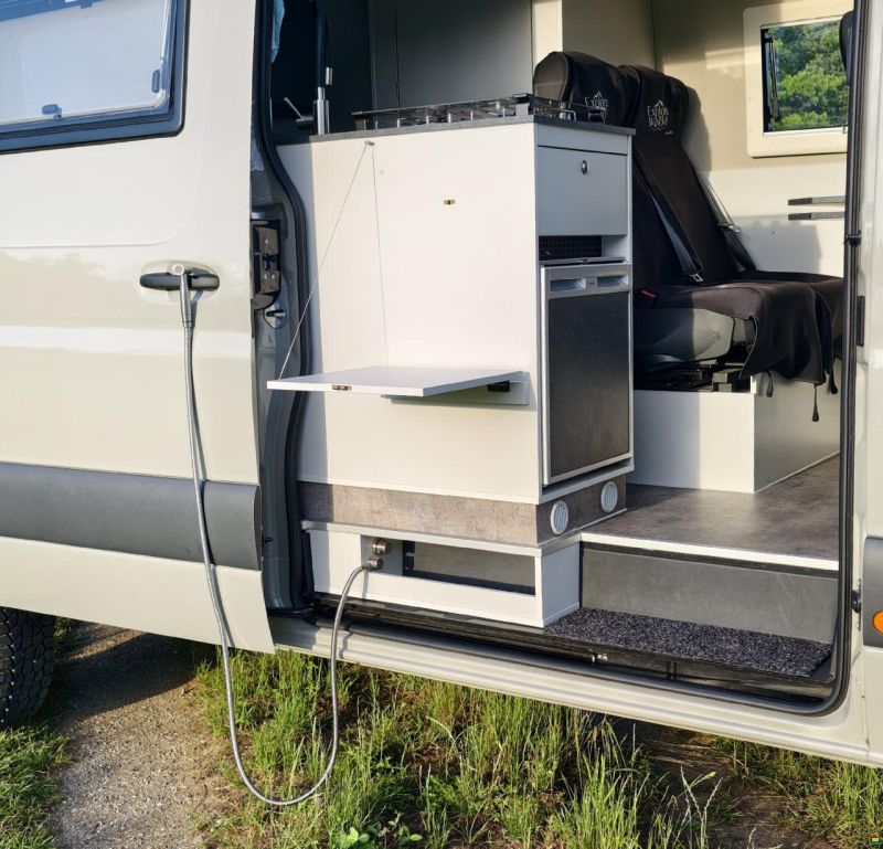 Mercedes Benz CreaVan Sprinter 4x4