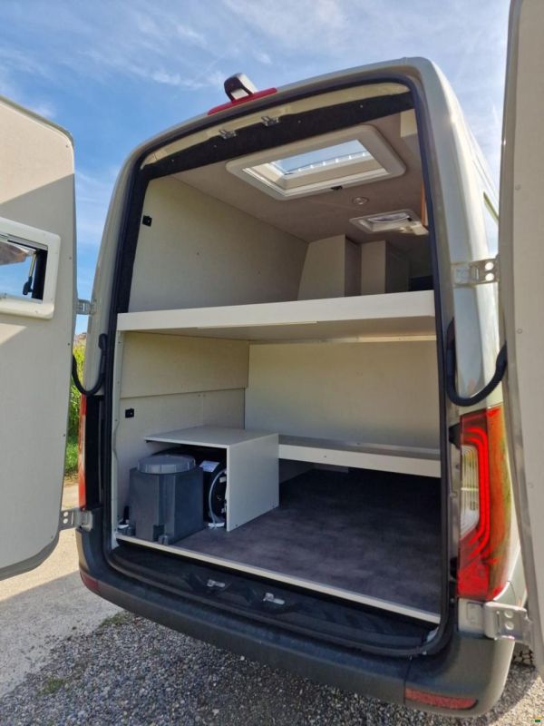 Mercedes Benz CreaVan Sprinter 4x4
