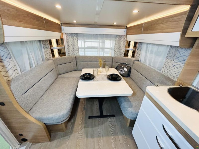 Hobby De Luxe 515 UHL