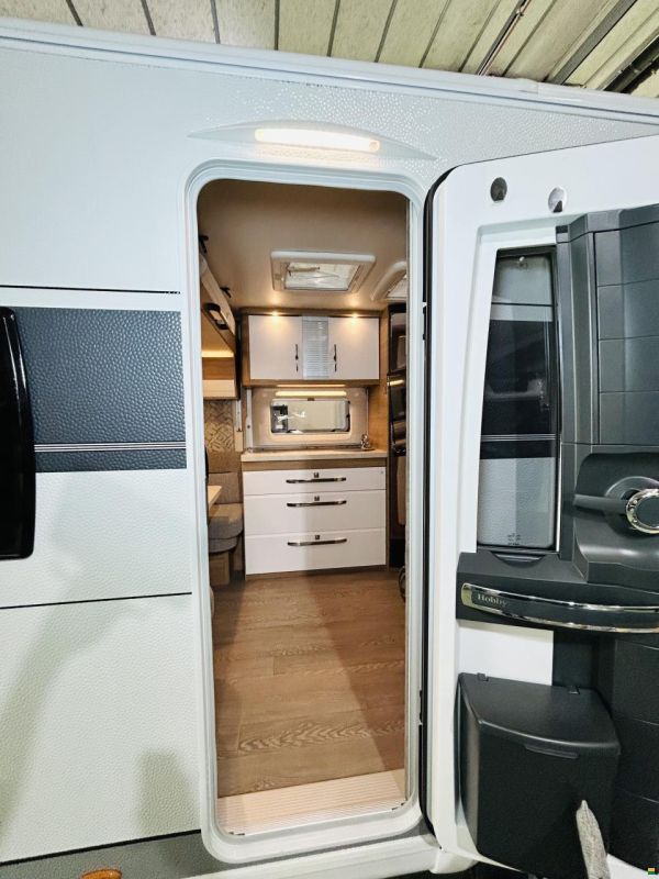 Hobby De Luxe 515 UHL