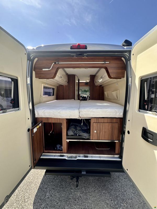 Karmann Mobil Davix 620 - Längsbetten