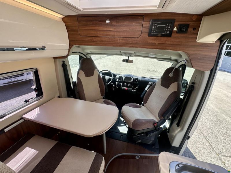 Karmann Mobil Davix 620 - Längsbetten