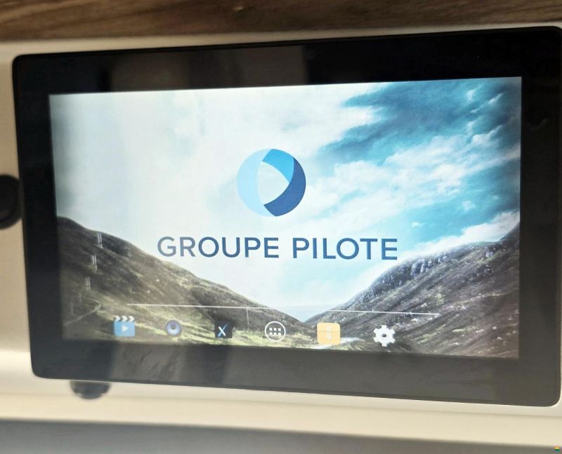 Pilote V630 AUFSTELLDACH 2.3 MJ