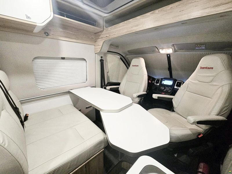 Pilote V630 AUFSTELLDACH 2.3 MJ