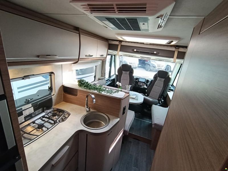 Knaus Live I 700 MEG