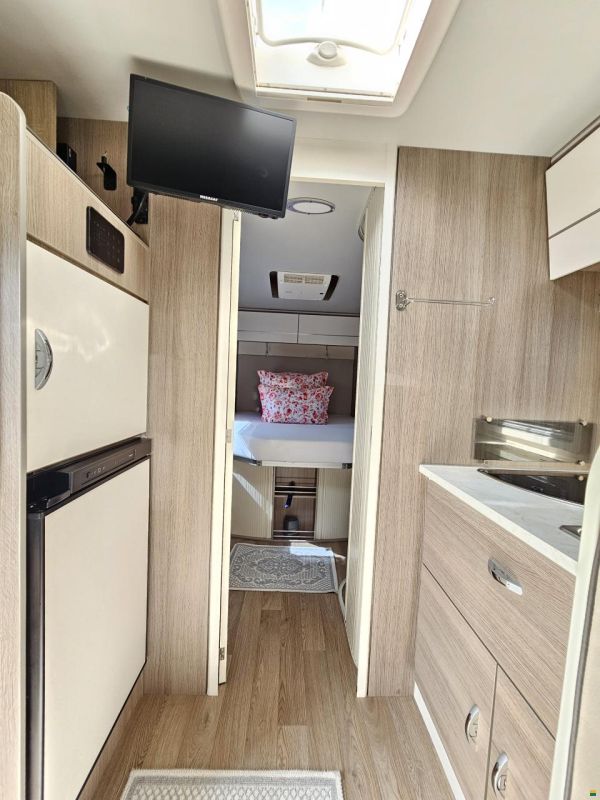 XGO 69G mit Queensbett & Doppelbett!