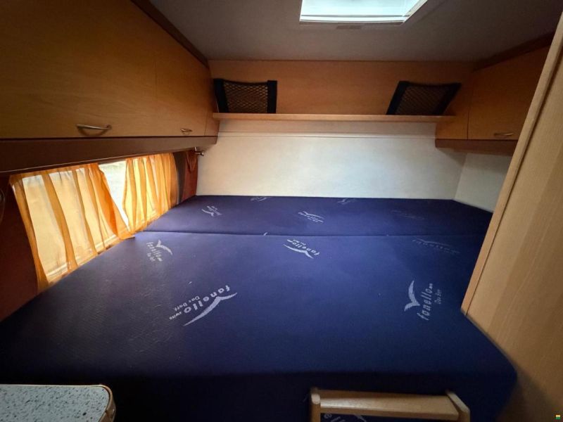 Ford **EURA-MOBIL PROFILA T685** Querbett*