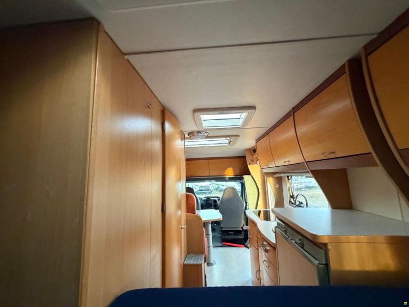 Ford **EURA-MOBIL PROFILA T685** Querbett*