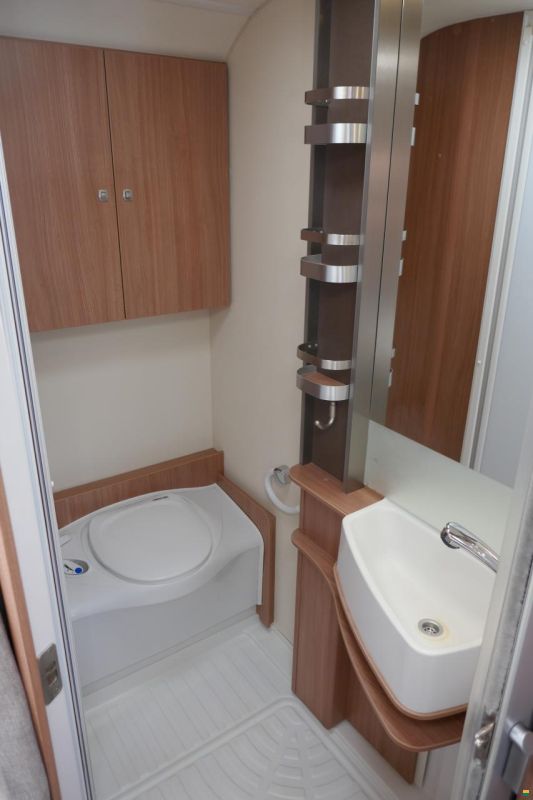 Knaus Sky Wave 650 MF