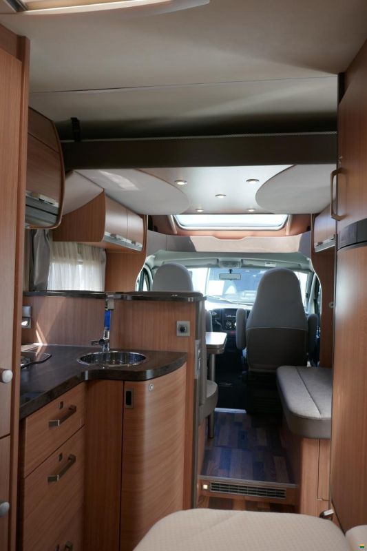 Knaus Sky Wave 650 MF