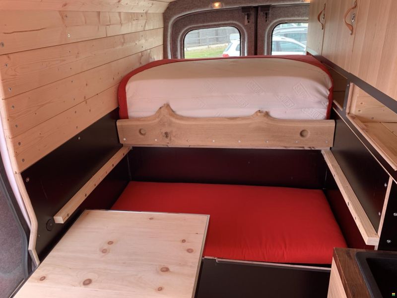 Ford Transit 350 L3H2