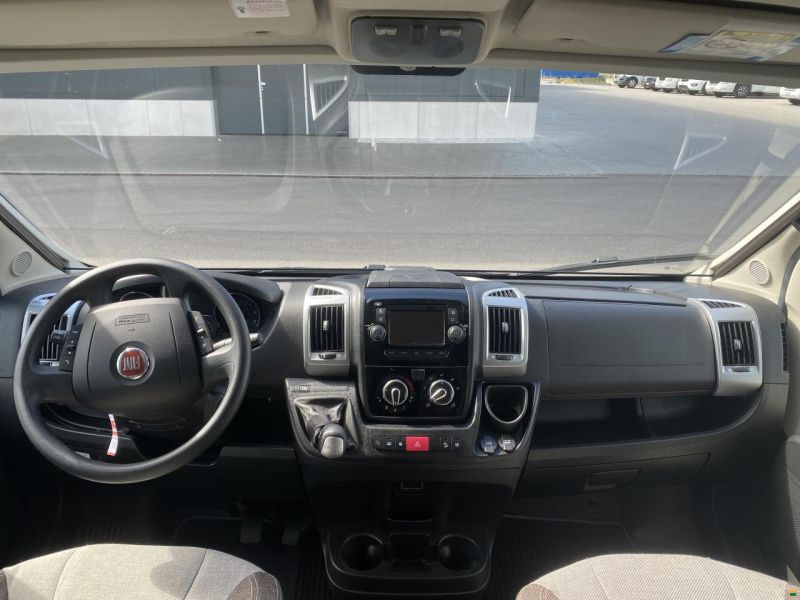 Knaus 650 MF