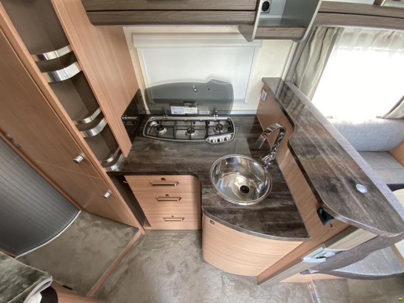 Knaus 650 MF