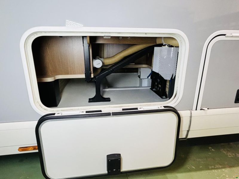 Carthago C-Compactline I 144LE